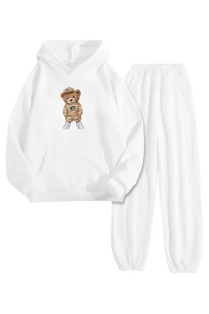 Beyaz Eşofman Takımı – NYC Ayıcık Baskılı, Kapüşonlu Sweatshirt ve Jogger Pantolon