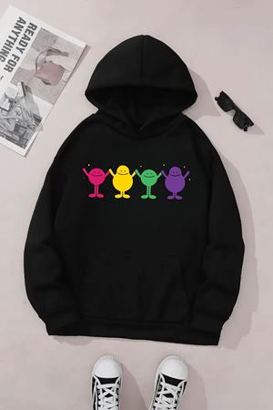 Unisex Siyah Kapüşonlu Sweatshirt – Sevimli Uzaylılar Baskılı, Şardonlu Kalın Kumaş