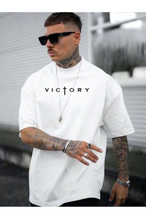 Victory Baskılı Süprem Beyaz T-Shirt - Oversize Bisiklet Yaka Tişört