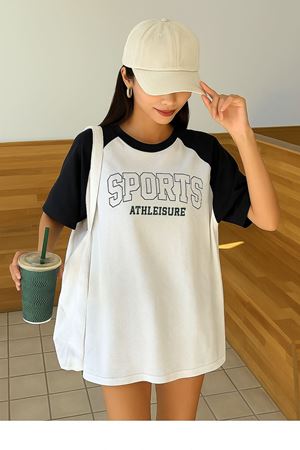 Sports Athleisure Beyaz Gövde Siyah Kol T-Shirt - Oversize Bisiklet Yaka Tişört