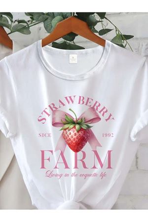 Strawberry Farm Baskılı Beyaz Pamuklu T-Shirt - Oversize Bisiklet Yaka Tişört