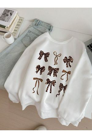 Kurdela Leopar Baskılı Beyaz Bisiklet Yaka Sweatshirt - Oversize Unisex Kalın Kışlık