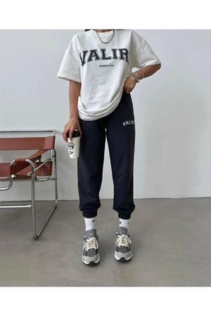 Valiri Beyaz T-shirt Siyah Eşofman Altı Jogger- Baskılı Alt Üst Eşofman Takım Oversize Bisiklet Yak