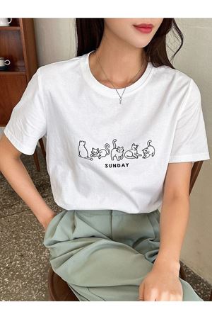 Sunday Kedi Figür T-shirt - Beyaz Baskılı Oversize Bisiklet Yaka Kısa Kol Tişört