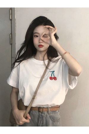 Kiraz Desen T-Shirt - Beyaz Baskılı Oversize Bisiklet Yaka Kısa Kol