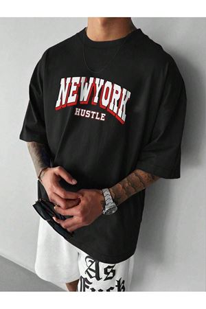 Newyork Hustle Süprem T-Shirt - Siyah Baskılı Oversize Bisiklet Yaka Kısa Kol Tişört