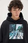 Beatles Baskılı Oversize Kapüşonlu Sweatshirt.