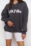 Kadın Katlamalı V Yaka 1970's Baskılı Oversize Sweatshirt