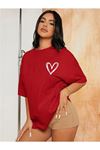 Minimal Kalp T-shirt - Kırmızı Baskılı Oversize Bisiklet Yaka Kısa Kol Tişört