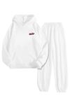 Beyaz Eşofman Takımı – Minimal Brooklyn Baskılı, Kapüşonlu Sweatshirt ve Jogger Pantolon