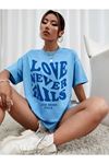 Love Neverfails T-shirt - Bebe Mavisi Baskılı Oversize Bisiklet Yaka Kısa Kol Tişört